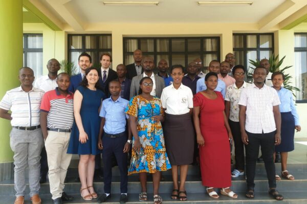 Group shot of the public sector training by GET.invest and GET.transform in Burundi, March 2023