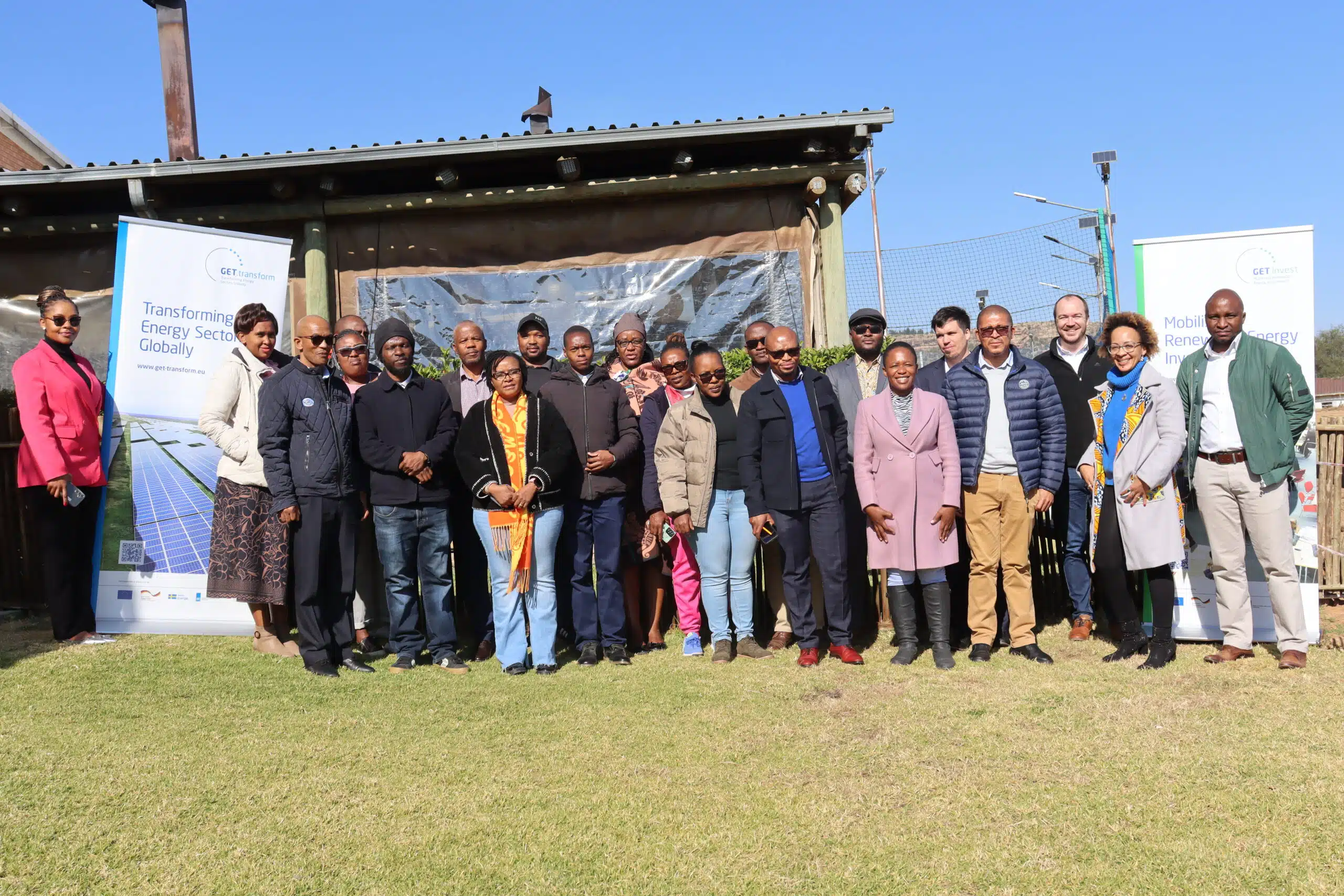 Group photo at the Inensus offgrid workship in Lesotho